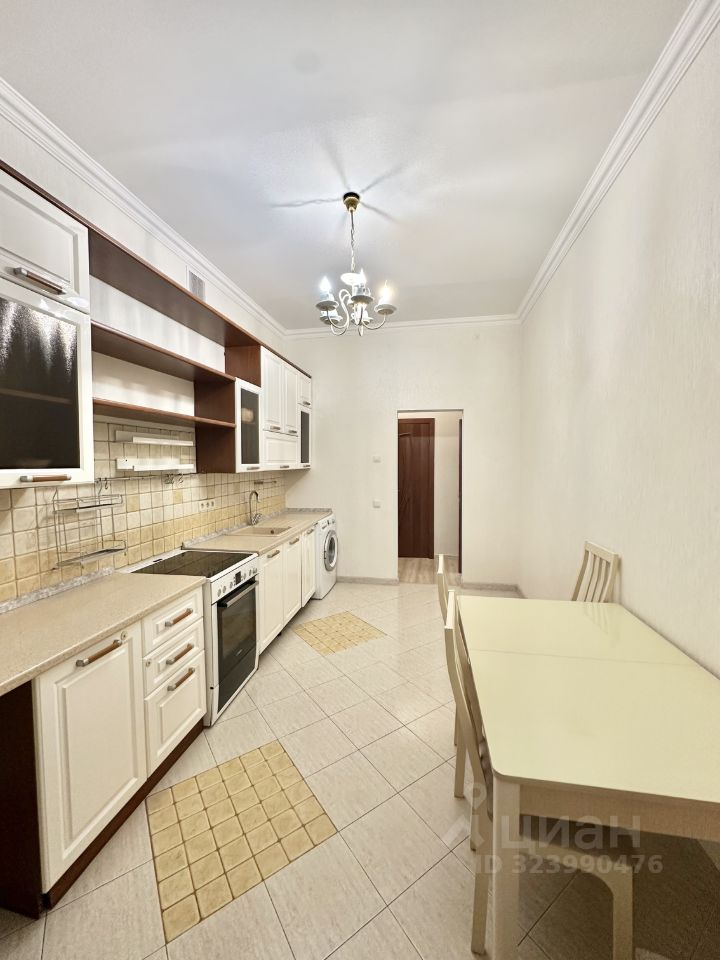 Аренда 2-комн квартиры на вторичном рынке Тверской бульвар, 3