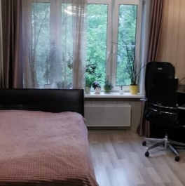 Продажа 3-комн квартиры на вторичном рынке ул Бажова,  д. 13,  к. 2