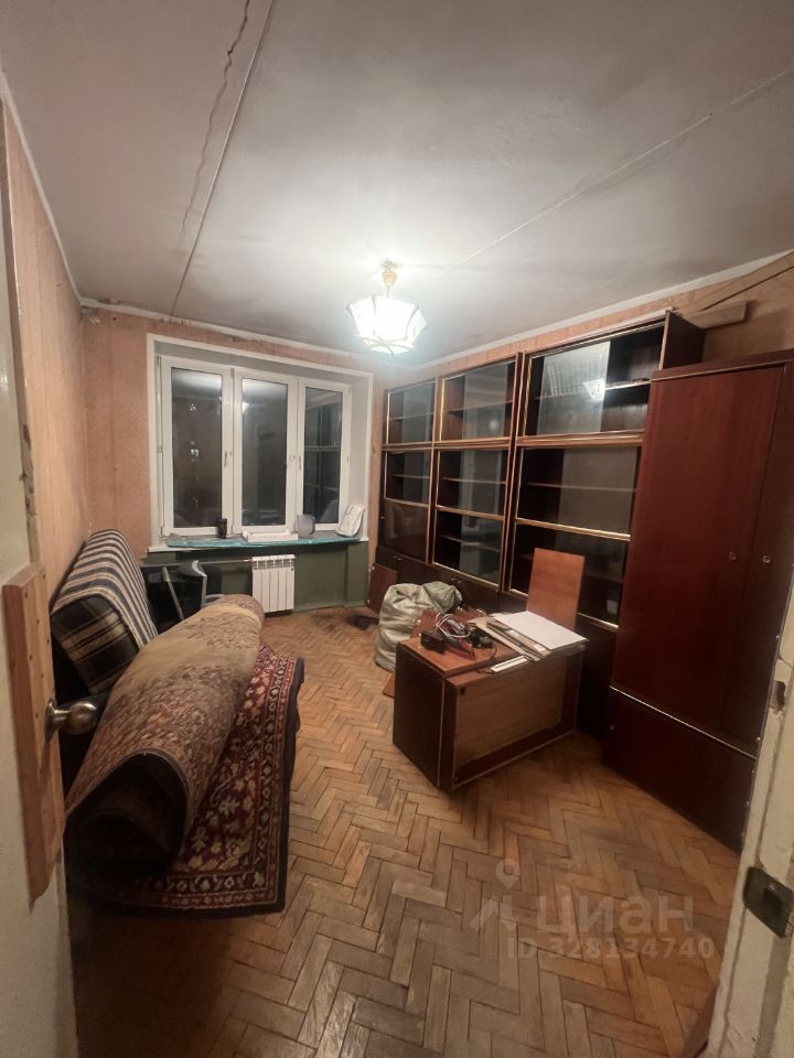 Продажа 3-комн квартиры на вторичном рынке Университетский проспект, 23К3