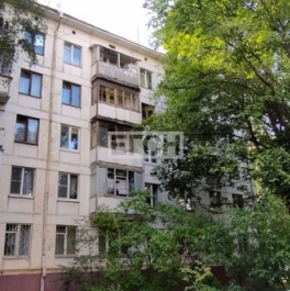 Продажа 2-комн квартиры на вторичном рынке улица Рогова,  д. 9