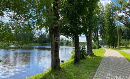 Продажа 2-комн квартиры на вторичном рынке Высоковск г, Первомайский проезд,  д. 5