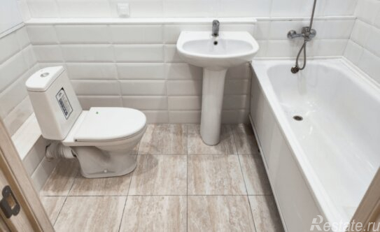 Продажа 1-комн квартиры на вторичном рынке улица Введенского,  д. 13В