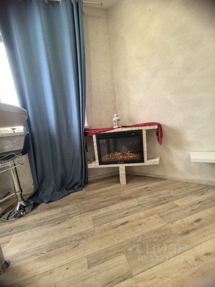 Продажа студии Южный мкр, улица Курыжова, 14