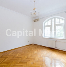 Аренда 3-комн квартиры на вторичном рынке Голиковский переулок,  д. 5