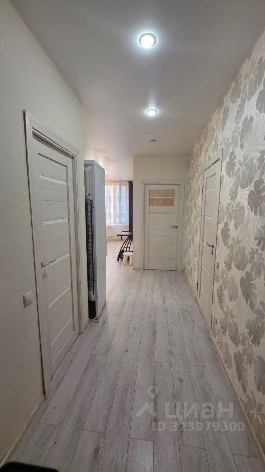 Продажа 2-комн квартиры на вторичном рынке Велтон Парк Новая Сходня мкр, д. Подолино, улица Беговая,  д. 12