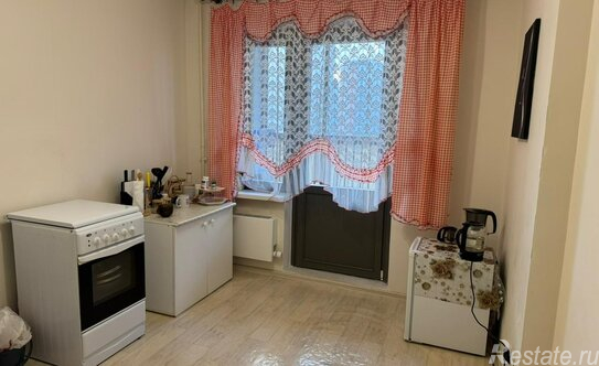 Продажа 1-комн квартиры на вторичном рынке ул Вертолётчиков,  д. 2А,  к. 1