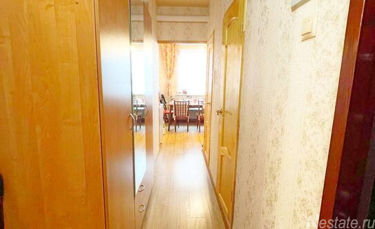 Продажа 3-комн квартиры на вторичном рынке Защитников Москвы пр-кт,  д. 5