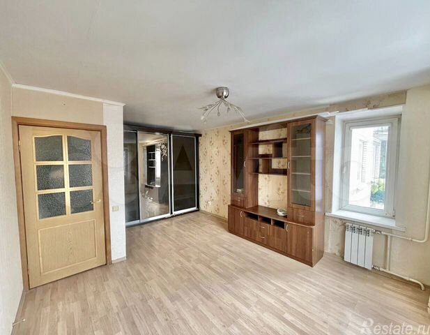 Продажа 1-комн квартиры на вторичном рынке улица Бурцева,  д. 19