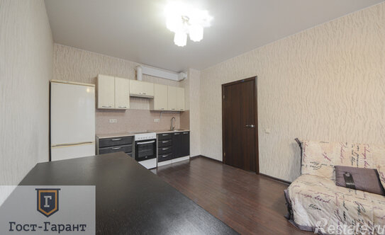 Продажа 1-комн квартиры на вторичном рынке Десна д,  д. 15