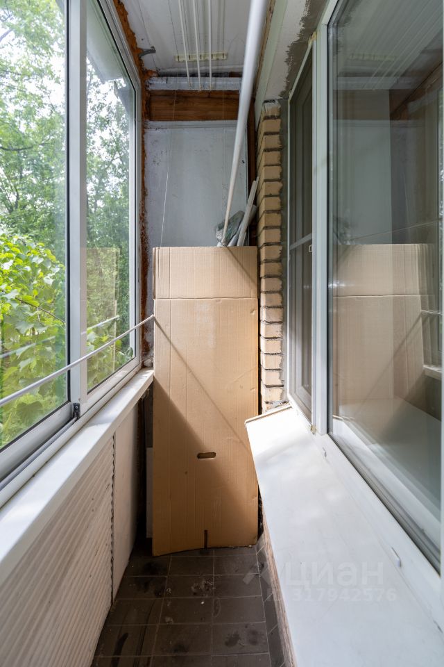 Продажа 1-комн квартиры на вторичном рынке Байкальская улица, 43