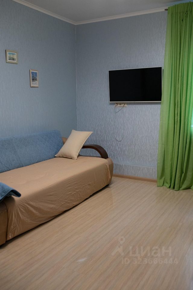 Продажа 3-комн квартиры на вторичном рынке Звенигород, улица Макарова, 19к3