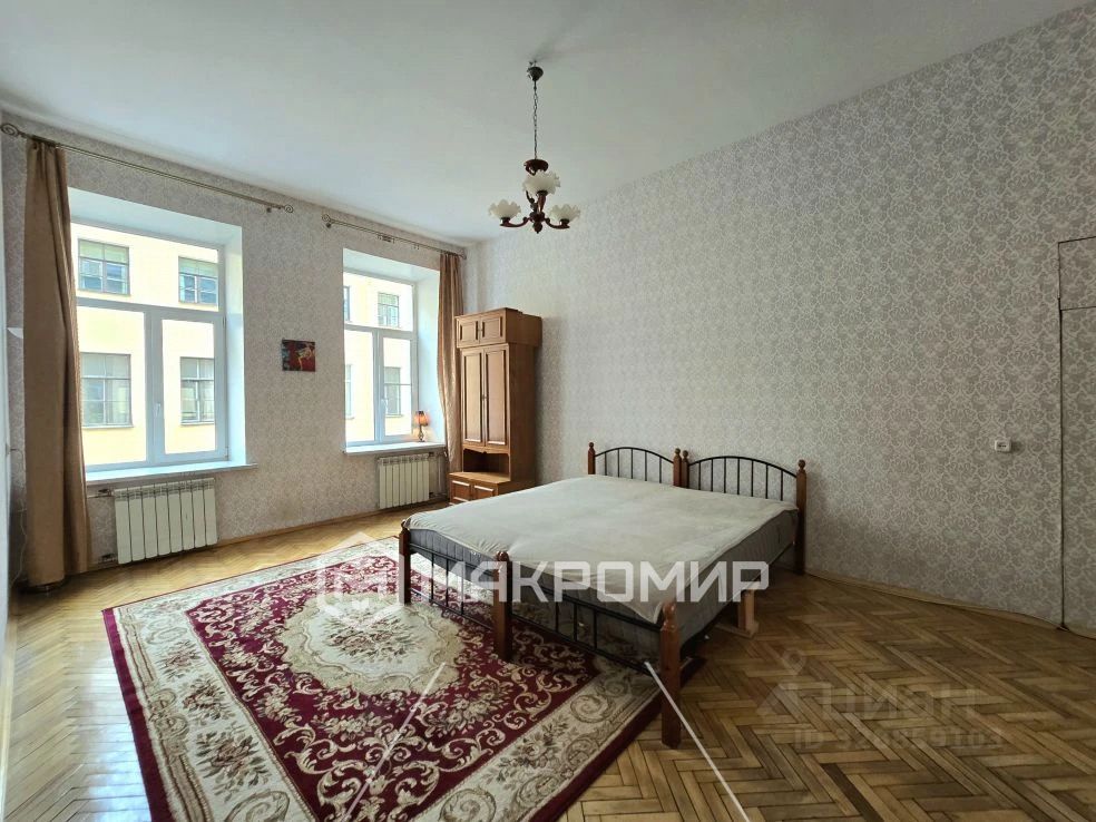 Продажа 2-комн квартиры на вторичном рынке проспект Римского-Корсакова, 20