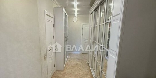 3-комн квартира Невский пр-кт,  д. 85,  к. Ф