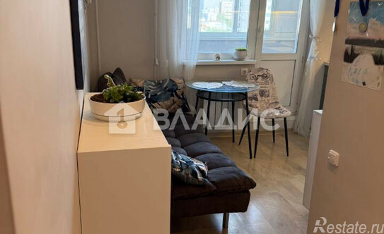 Продажа 2-комн квартиры на вторичном рынке Тихвинская улица,  д. 20