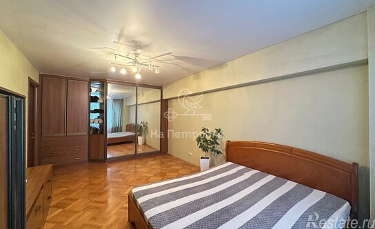 Продажа 3-комн квартиры на вторичном рынке Новинский бульвар,  д. 15