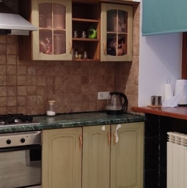 Продажа 4-комн квартиры на вторичном рынке ул Крупской,  д. 15