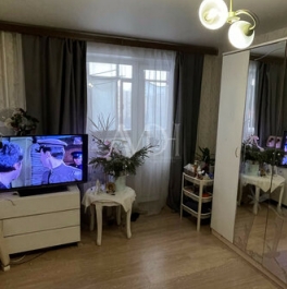 Продажа 1-комн квартиры на вторичном рынке микрорайон Инессы Арманд, Набережная улица,  д. 4