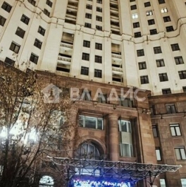 Продажа 2-комн квартиры на вторичном рынке Подгорская набережная