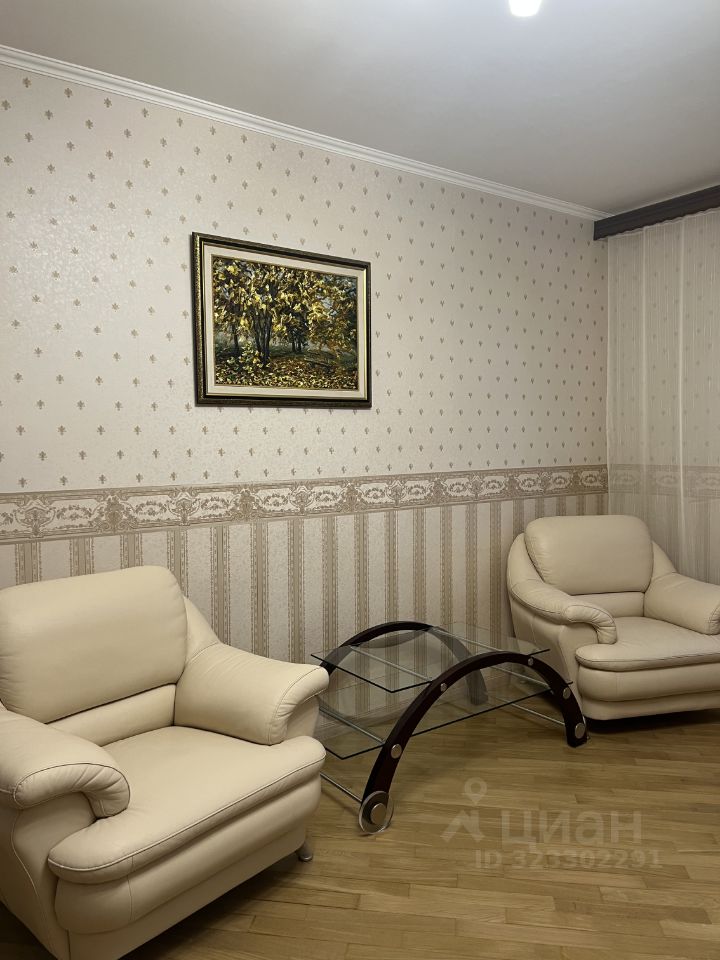 Аренда 3-комн квартиры на вторичном рынке Дубнинская улица, 30Б