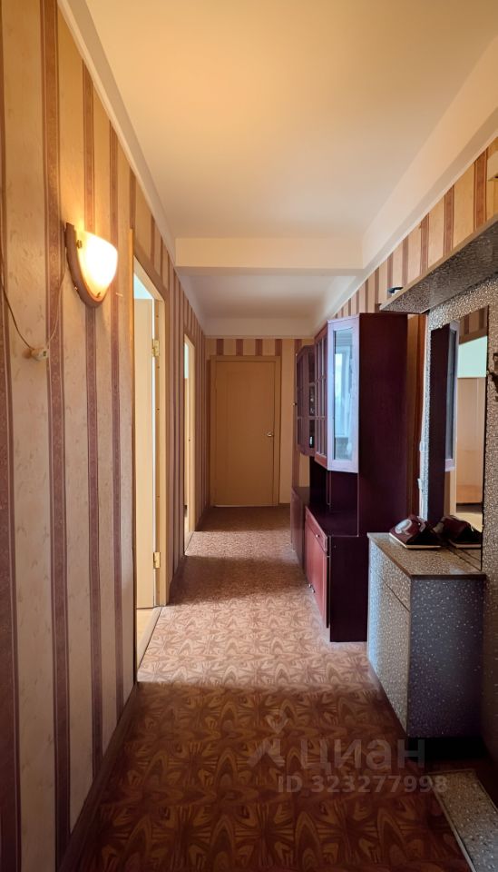 Продажа 3-комн квартиры на вторичном рынке проспект Художников, 18К1