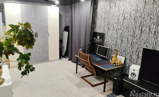 Продажа 2-комн квартиры на вторичном рынке улица Адмирала Лазарева,  д. 54 к1