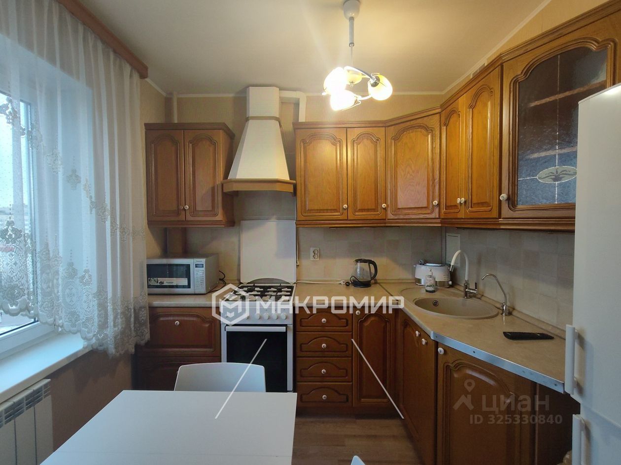 Продажа 3-комн квартиры на вторичном рынке Колпино, Пролетарская улица, 50