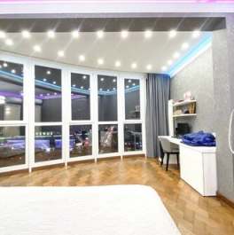 Продажа 4-комн квартиры на вторичном рынке 26 Бакинских Комиссаров ул