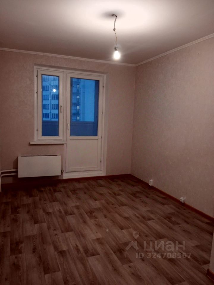 Продажа 3-комн квартиры на вторичном рынке Лобня, улица Чайковского, 25