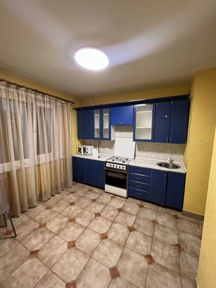 Продажа 3-комн квартиры на вторичном рынке д. Кострово, улица Центральная, 71