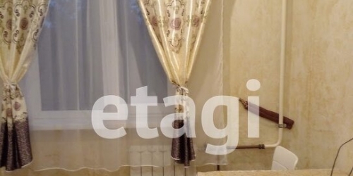 3-комн квартира улица Ярослава Гашека,  д. 11