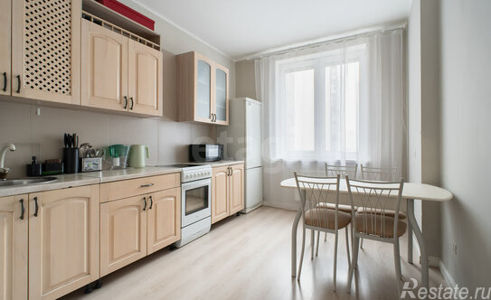 Продажа 2-комн квартиры на вторичном рынке ул Русановская,  д. 19,  к. 3