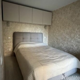 Продажа 2-комн квартиры на вторичном рынке Зелёный пр-кт,  д. 85