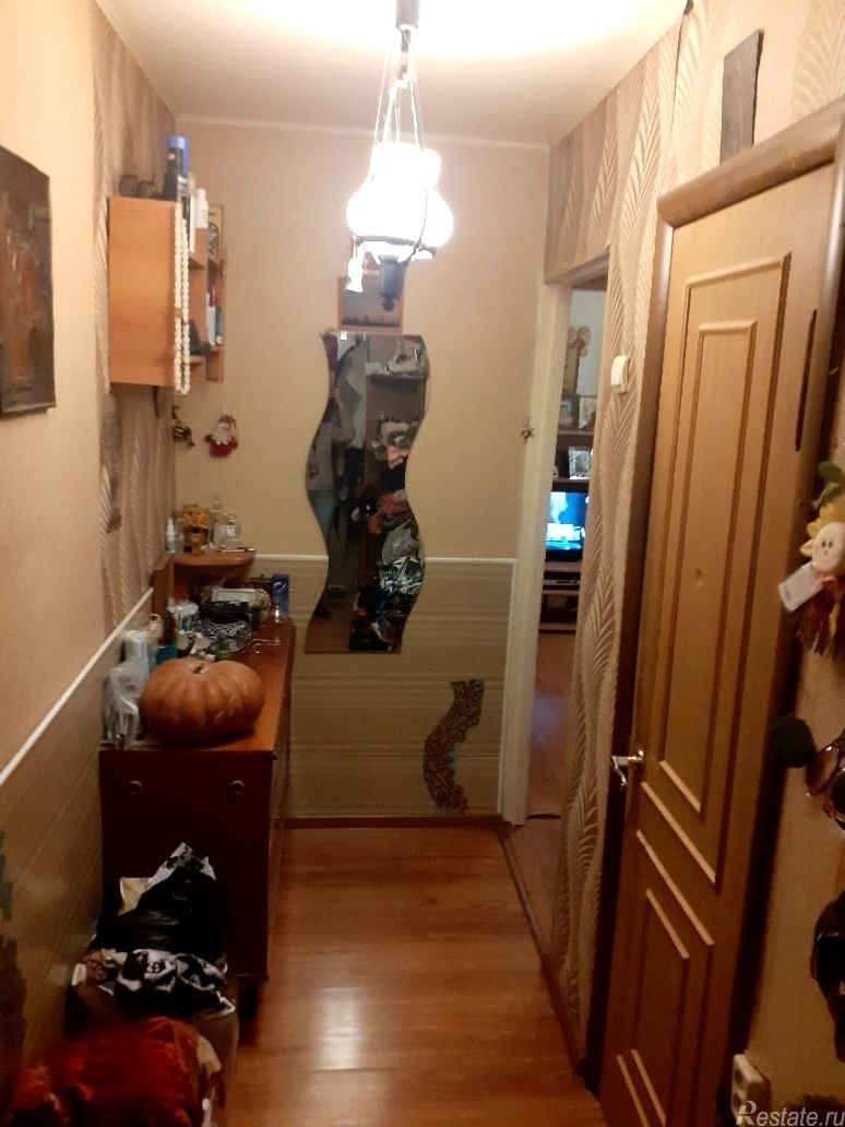 Продажа 2-комн квартиры на вторичном рынке Белоозёрский г, Молодежная ул,  д. 1