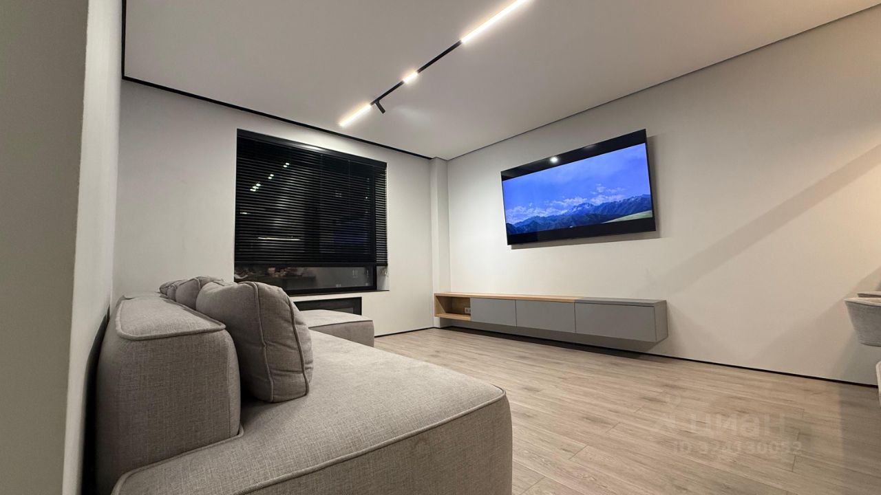 Продажа 4-комн квартиры на вторичном рынке Полярная улица, 27к1