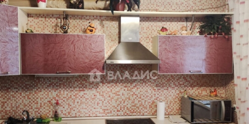 3-комн квартира бульвар Адмирала Ушакова,  д. 8