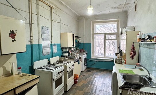 Продажа 6-комн квартиры на вторичном рынке ул Ставропольская,  д. 1