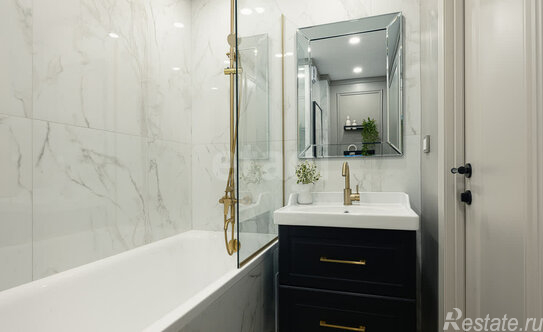 Продажа 3-комн квартиры на вторичном рынке Средний пр-кт,  д. 3/15