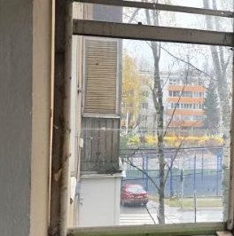 Продажа 2-комн квартиры на вторичном рынке пос. Лесные Поляны, улица Ленина, 4