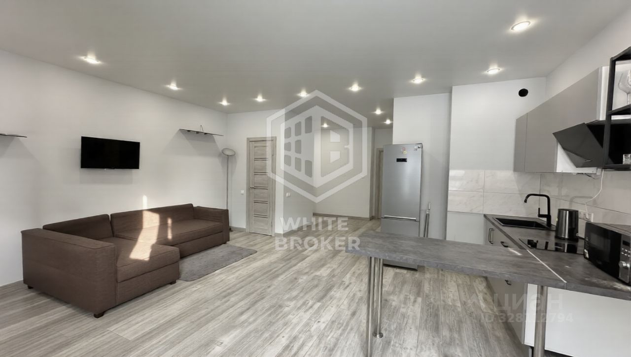 Продажа 2-комн квартиры на вторичном рынке проспект Куприна, 38к1