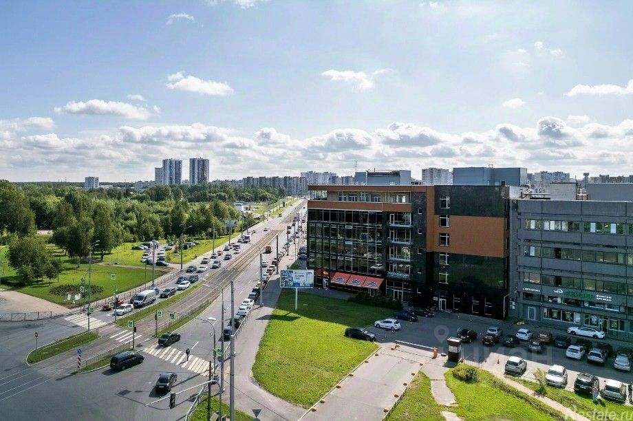 Продажа отдельного здания шоссе Революции