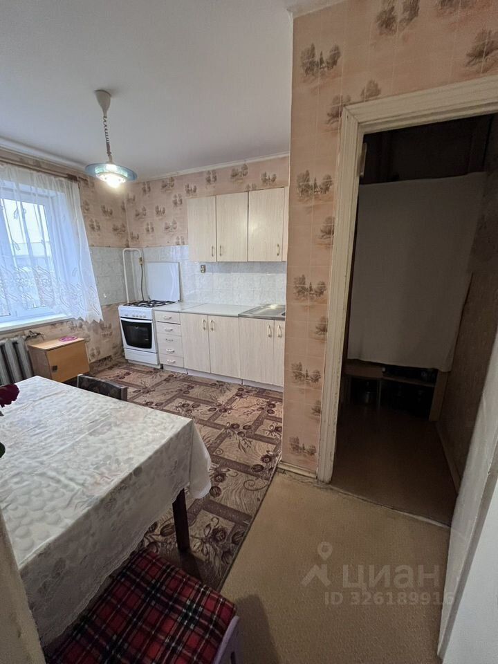 Продажа 3-комн квартиры на вторичном рынке Серпухов, Глазовская улица,  д. 32