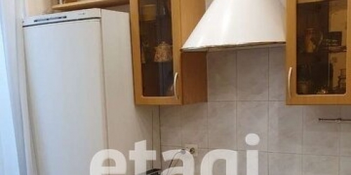 3-комн квартира Школьная улица,  д. 9