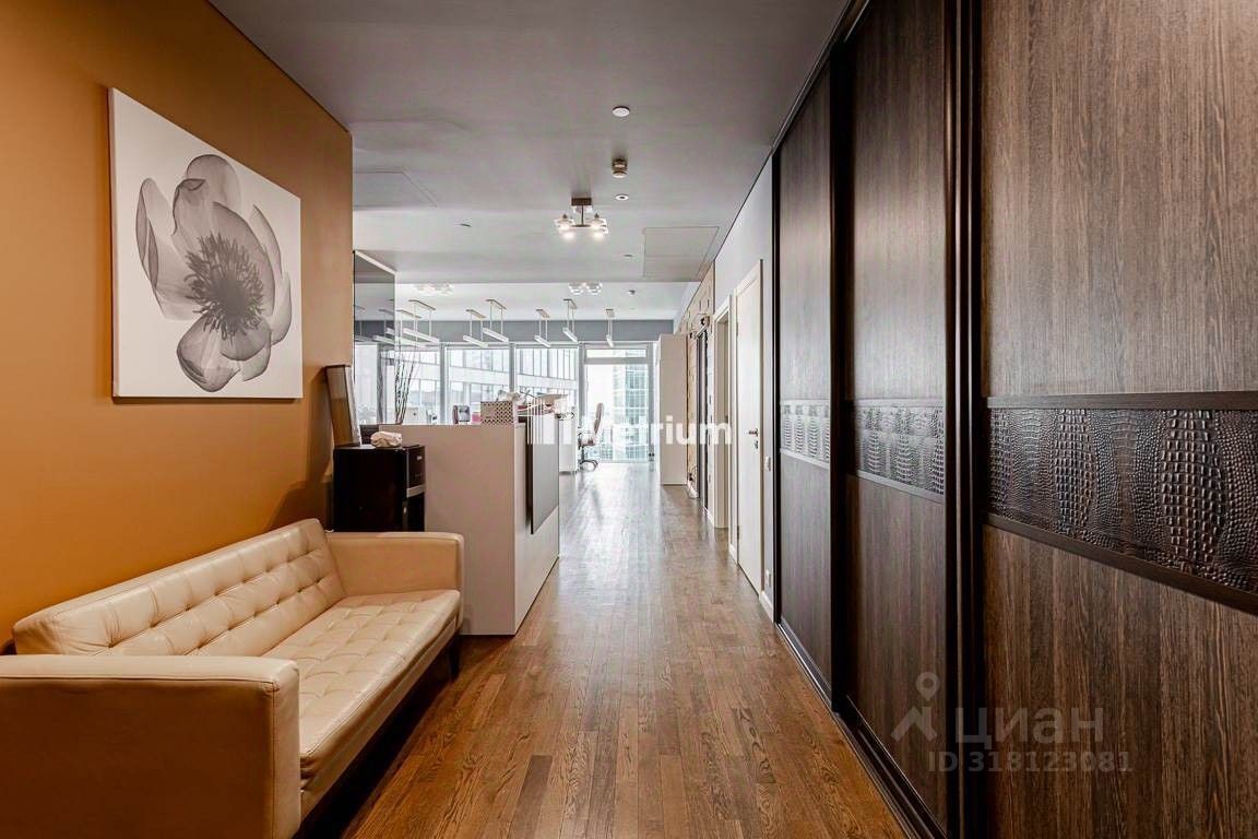 Продажа 3-комн квартиры на вторичном рынке набережная Пресненская, 8с1