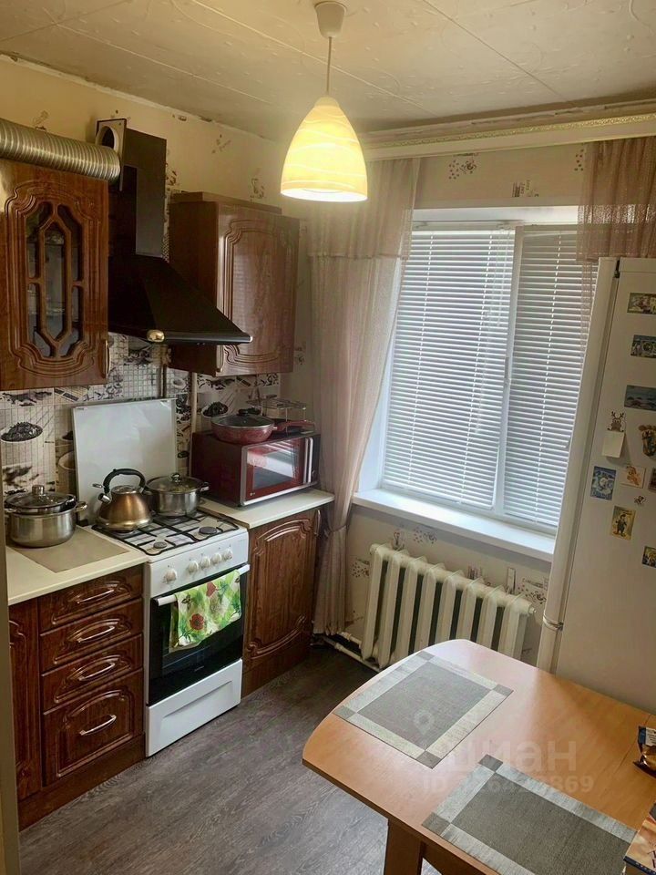 Продажа 2-комн квартиры на вторичном рынке Орехово-Зуево, улица Бирюкова,  д. 10