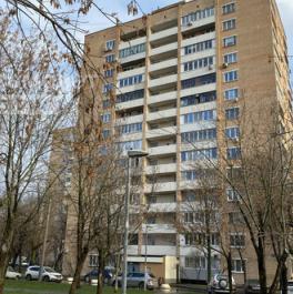 Продажа 2-комн квартиры на вторичном рынке Судостроительная улица,  д. 31 к3