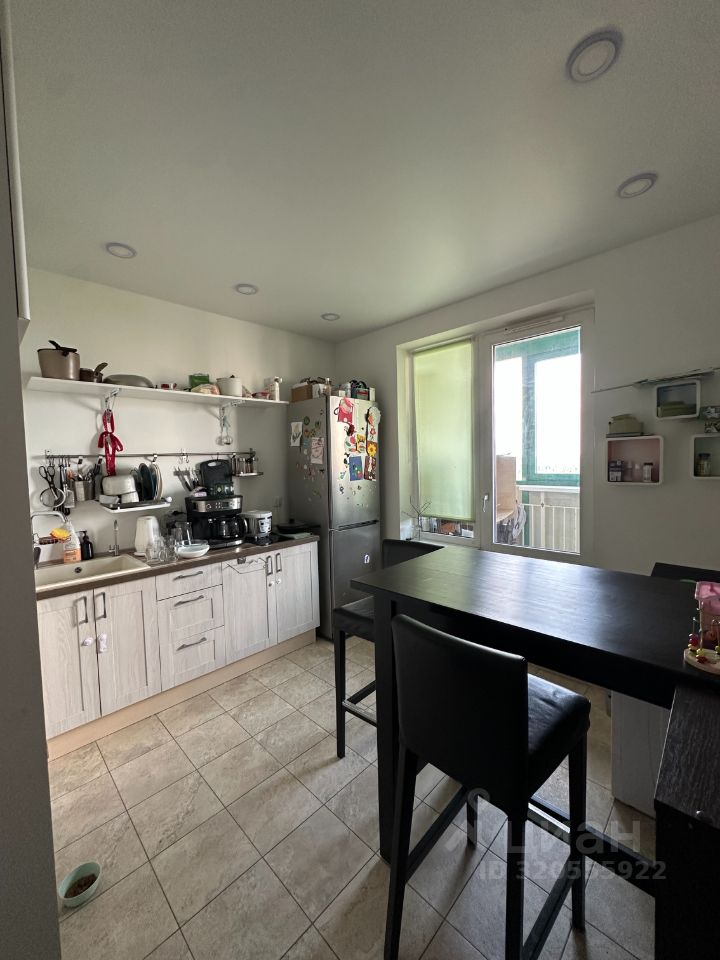 Продажа 2-комн квартиры на вторичном рынке Красногорск, улица Игоря Мерлушкина, 2