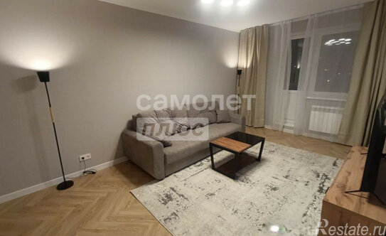 Продажа 2-комн квартиры на вторичном рынке Молодогвардейская улица,  д. 18