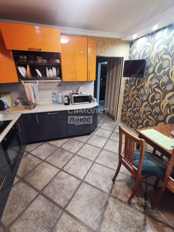 Продажа 2-комн квартиры на вторичном рынке Щелково, Центральная улица, 71к2