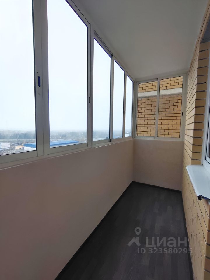 Аренда 2-комн квартиры на вторичном рынке Нахабино пгт, улица Красноармейская, 49А