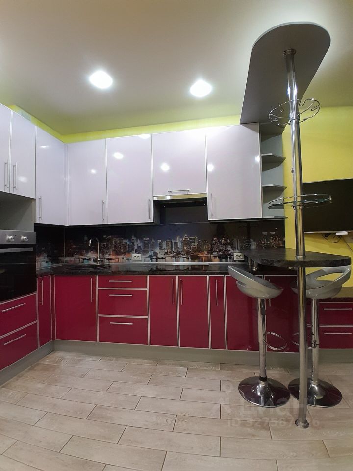 Продажа 2-комн квартиры на вторичном рынке Сертолово, улица Верная, 3к2
